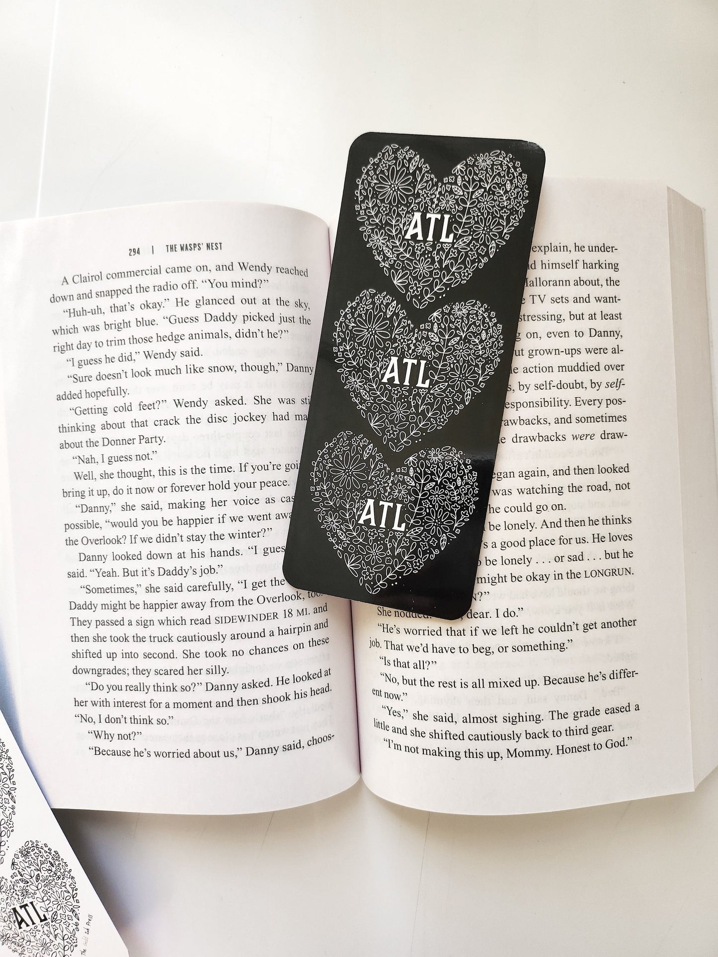 Atlanta Floral Heart Bookmark, 2.5x6"